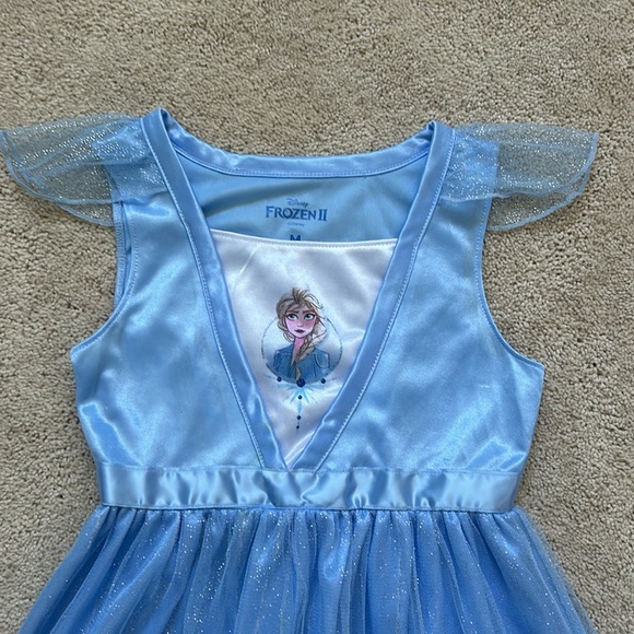 Disney Frozen 2 girl night gowns, dress and top bundle - Picture 3 of 11